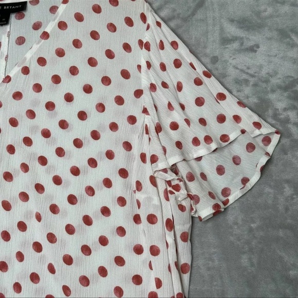Lane Bryant White Short Sleeve Blouse with Red Polka Dots Women’s Plus Size 28 - Picture 8 of 9